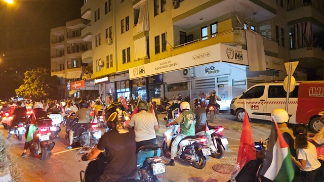 Alanya'da motosikletlerle "Gazze'ye destek" konvoyu düzenlendi