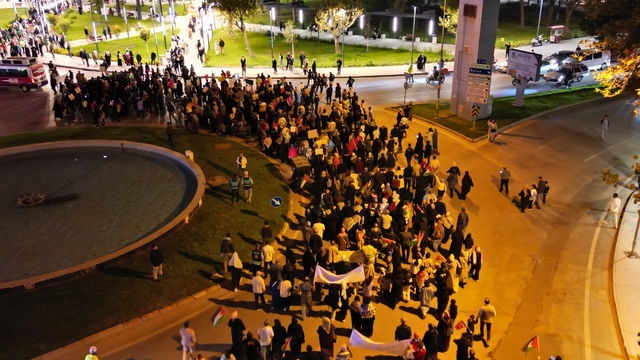 Bursa'da Küresel Sumud Filosu'na destek için yürüyüş düzenlendi