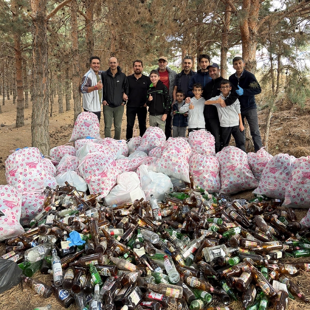 8 yıldır doğadaki çöpleri topluyorlar