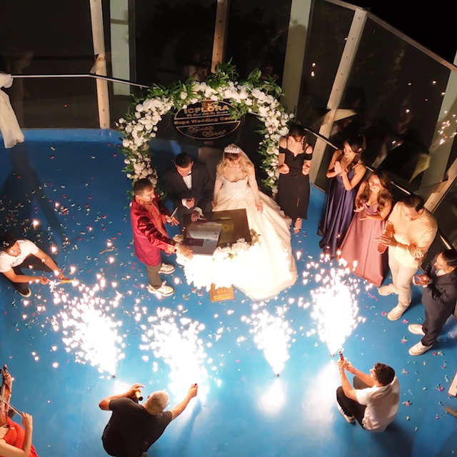 114 metrelik Expo Kulesi'nde ilk nikah