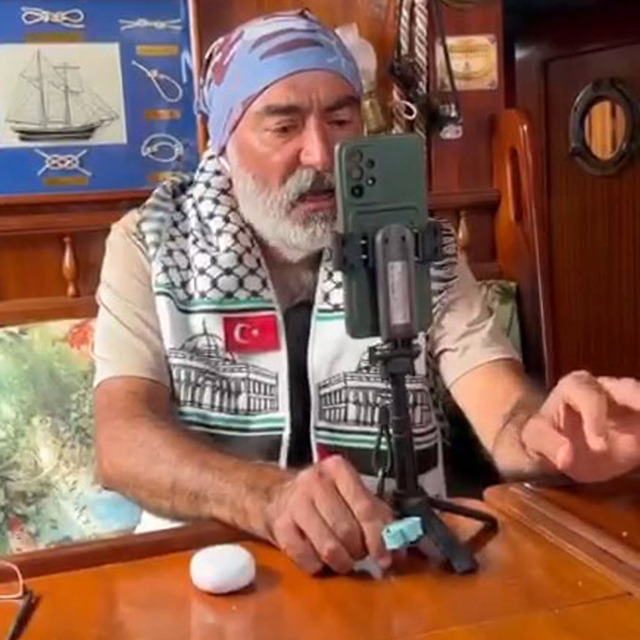 Gazze yolcusu baba, oğlunun nikahına telefonla bağlandı