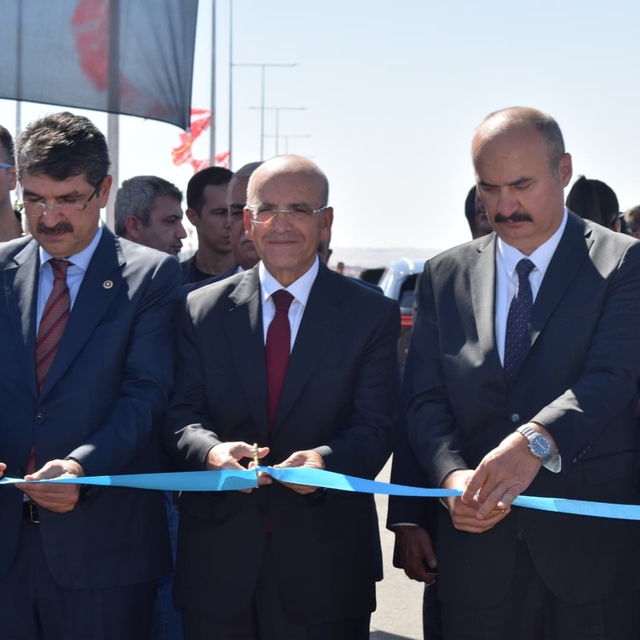 Bakan Şimşek: Batman muhtemelen bu gidişle büyükşehir olacak