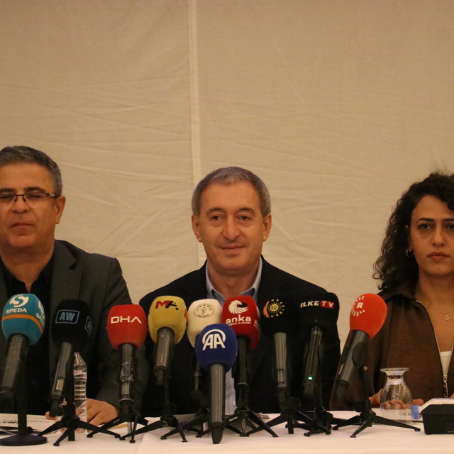 Bakırhan: Suriye'deki meseleyi set olarak koymak süreci zedeler