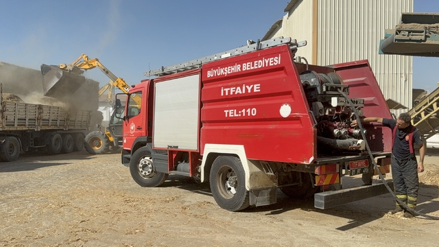 Adana'da enerji tesisinde çıkan yangın kontrol altına alındı