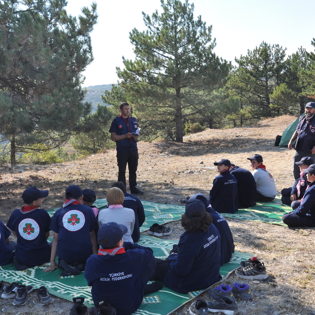 Kütahya'da "İzciler Peygamber Efendimizin İzinde" kampı yapıldı