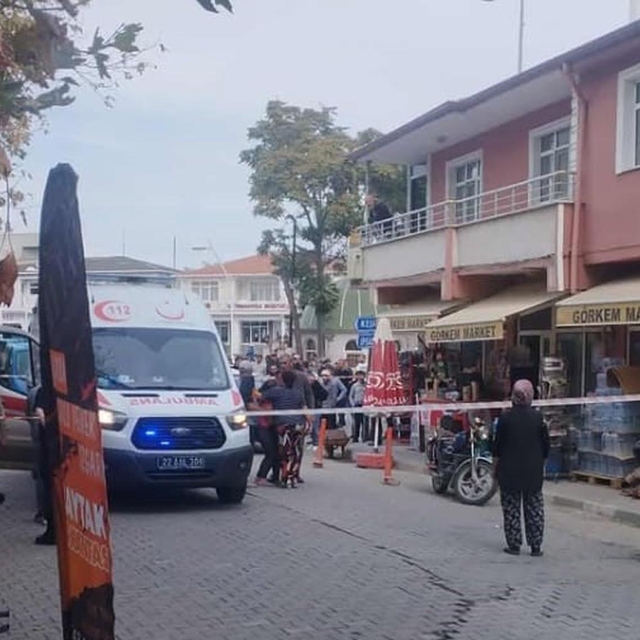 Baba-oğul tarafından kıraathanede vurularak öldürüldü