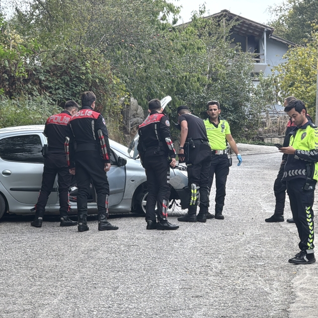 Zonguldak'ta "dur" ihtarına uymayan sürücü kovalamaca sonucu yakalandı