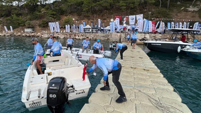 Antalya'da düzenlenen "Kumluca Büyük Balığın Peşinde" yarışması sona erdi