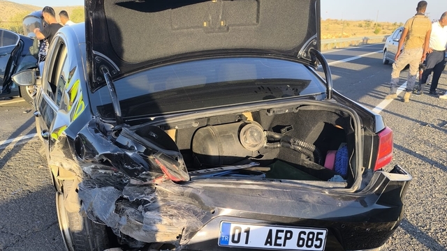 Mardin'de iki otomobil çarpıştı: 7 yaralı