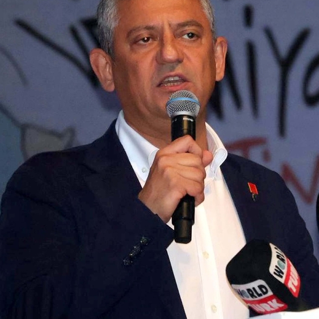 Özgür Özel: Kamu yararı gözetmeyen, gözü dönmüş madenciliğe sonuna kadar ka...