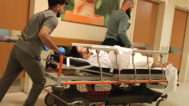 Sokakta 'laf atma' tartışmasında bıçakla yaralandı