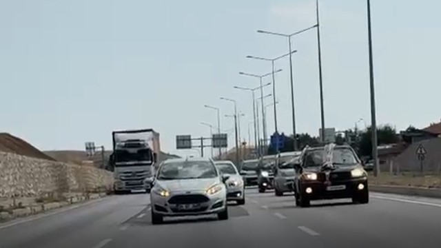 Çorum'da düğün konvoyunda kaza: 2 yaralı (2)