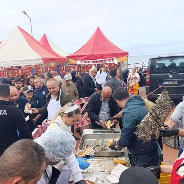 Çınarcık'ta 2. Hamsi Festivali düzenlendi.