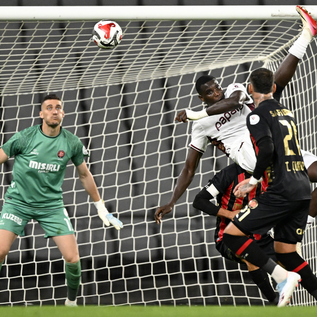 Onuachu'nun 'sıradışı golü' Avrupa'yı salladı