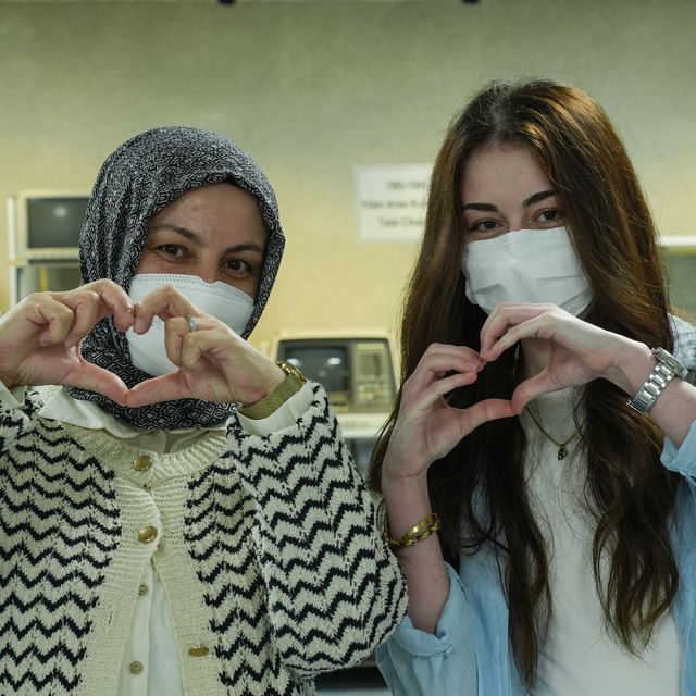 Kalp hastası gence nakli 14 yıl önce annesini ameliyat eden ekip yaptı