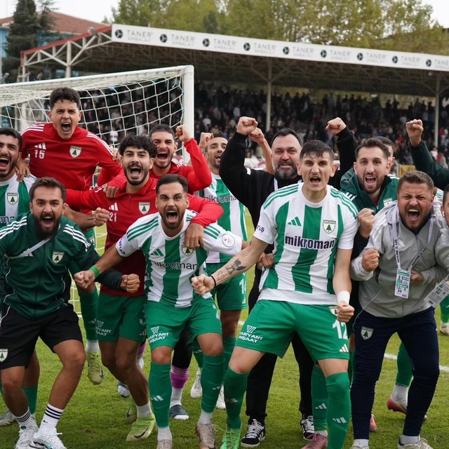 Muğlaspor seriye bağladı