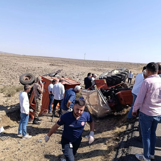 Şırnak'ta traktör devrildi: 1 ölü, 2 yaralı