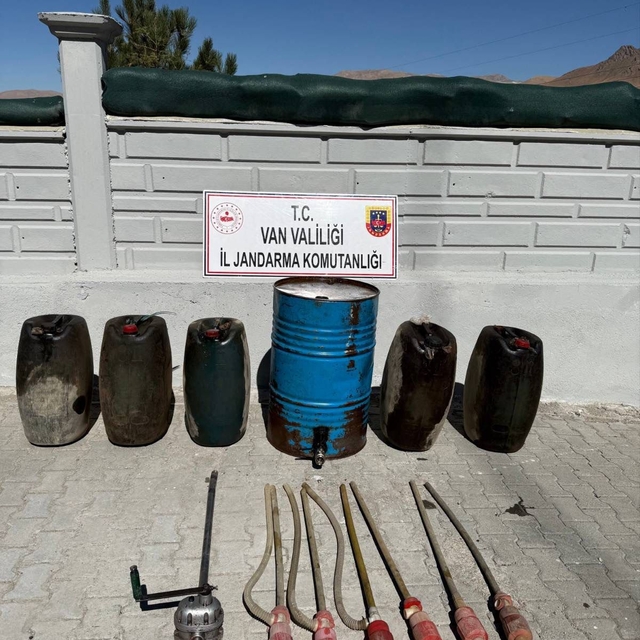 Van'da 319 litre akaryakıt ele geçirildi