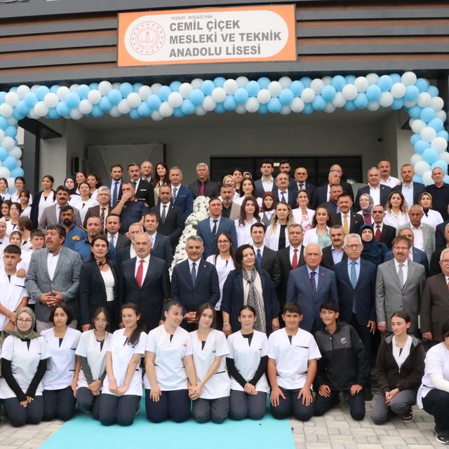 Boğazlıyan Cemil Çiçek Mesleki ve Teknik Anadolu Lisesi hizmete açıldı