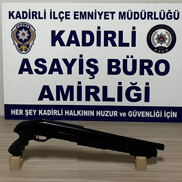 Osmaniye'de asayiş uygulamalarında yakalanan 8 firari zanlı tutuklandı