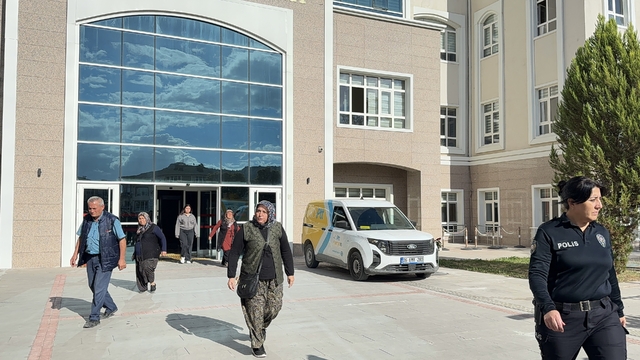 Burdur'da çiftçi cinayeti sanıklarına beraat