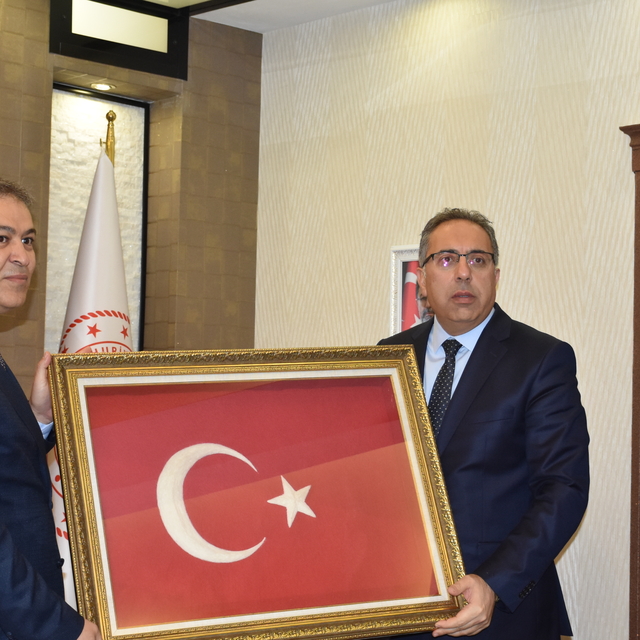 Tarım ve Orman Bakan Yardımcısı Gümen Afyonkarahisar'da ziyaretlerde bulund...