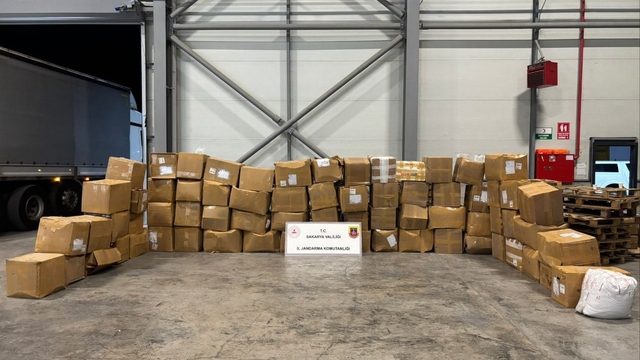 Sakarya'da 3,2 ton kaçak tütün ele geçirildi