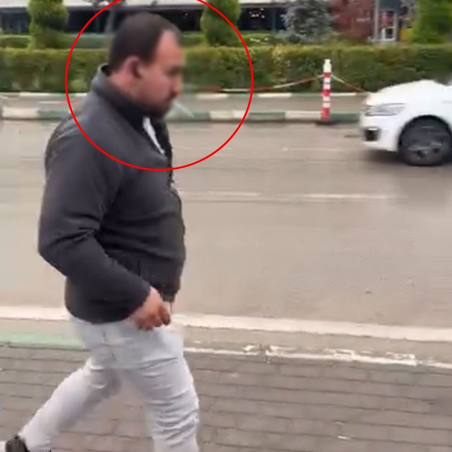 Tartışma sonrası şoför otobüsten inip sigara içti, yolcular onu bekledi