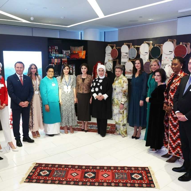 Konya Mobilyacılar Odası'nın hazırladığı "Gelin Aynası", New York Sergisi'n...