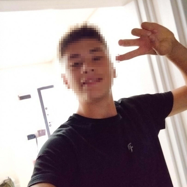 Ayağına basan sınıf arkadaşını döverek hastanelik etti