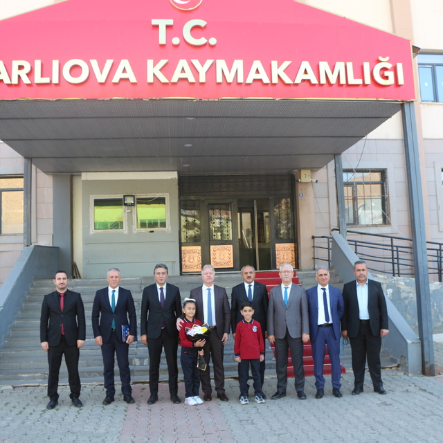 Bingöl'de İl Milli Eğitim Müdürü Özel, Karlıova ilçesinde incelemelerde bul...