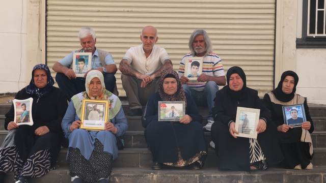 Diyarbakır anneleri evlatlarına kavuşmak istiyor