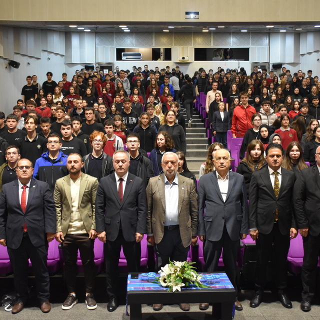 Trabzon'da "Yeşil Yakalılarla Söyleşiler" programı düzenlendi