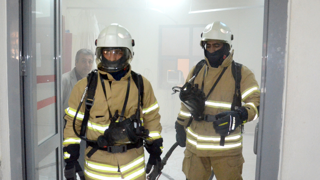 Kars'ta hastanede yangın tatbikatı yapıldı