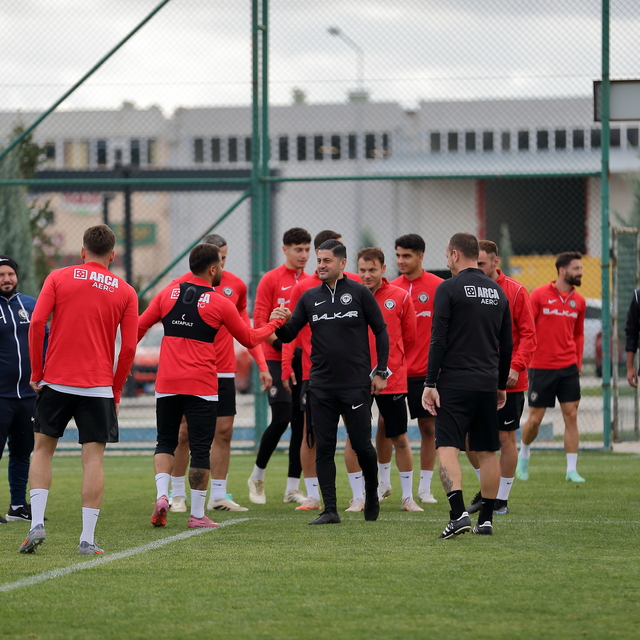 Teknik direktör Çavuş, Çorum FK'de "ofansif" futbolla şampiyonluk hedefliyo...