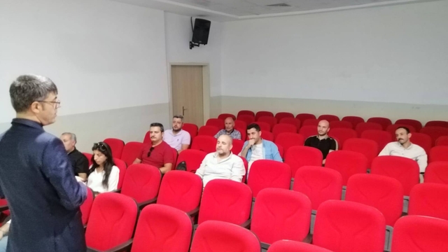 Keban'da "Türkiye Yüzyılı Maarif Modeli" bilgilendirme toplantısı yapıldı