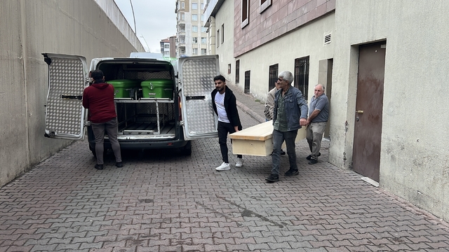 12 yaşındaki üvey oğlu tarafından bıçaklanan baba öldü (2)