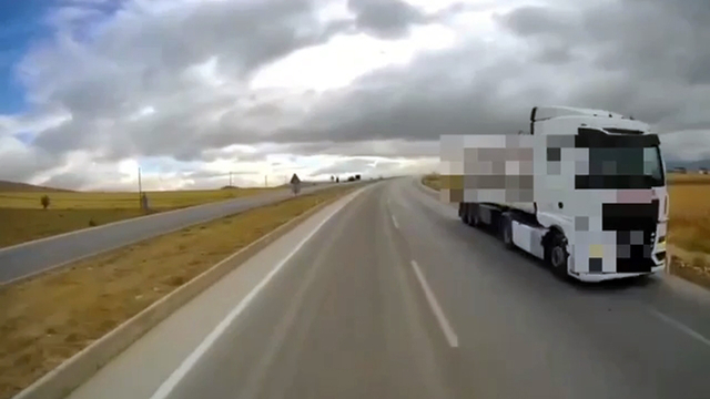 Ters yönde seyreden tanker şoförüne 9 bin 267 lira ceza