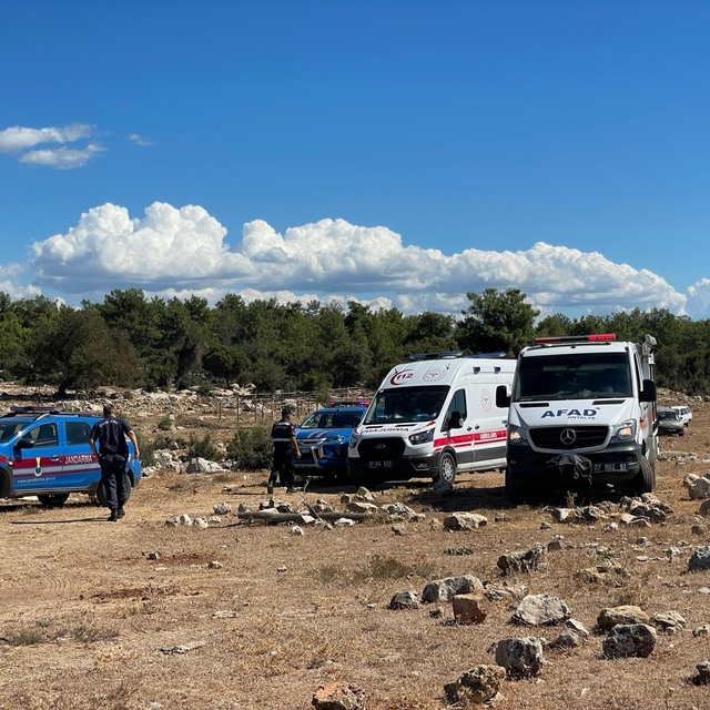 Antalya'da kazdıkları kuyuda jeneratör gazından zehirlendikleri değerlendir...