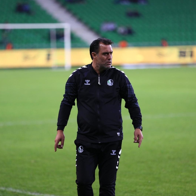 Sakaryaspor'da Serhat Sütlü'nün istifası kabul edilmedi