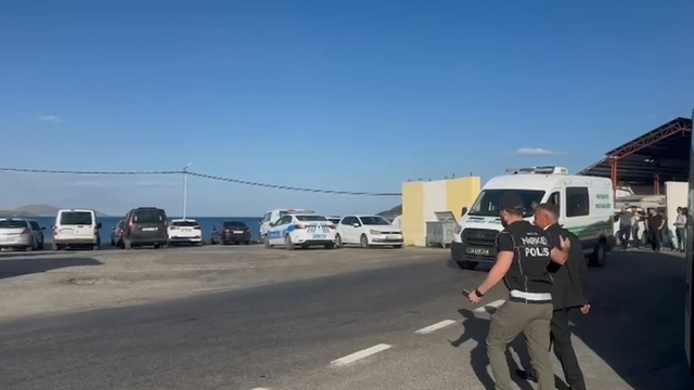 Yolcu otobüsündeki 2 kişinin midesinden 1 kilo uyuşturucu çıktı