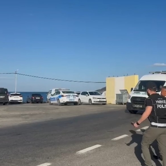 Yolcu otobüsündeki 2 kişinin midesinden 1 kilo uyuşturucu çıktı