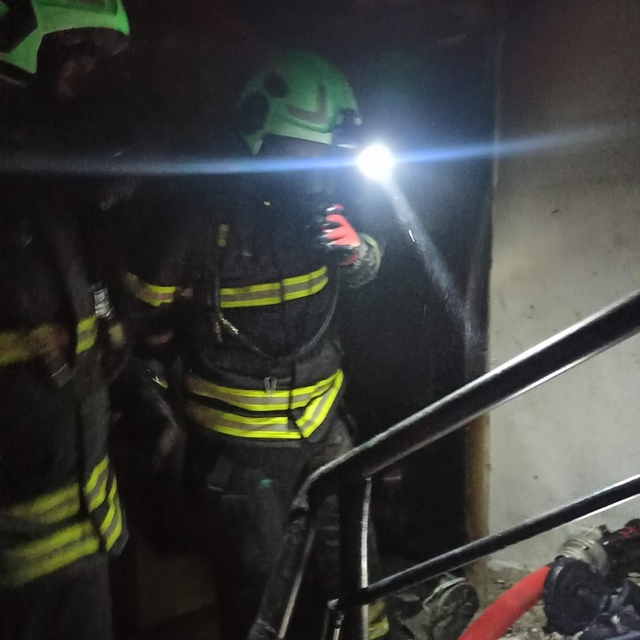 Adana'da apartman dairesinde çıkan yangın söndürüldü