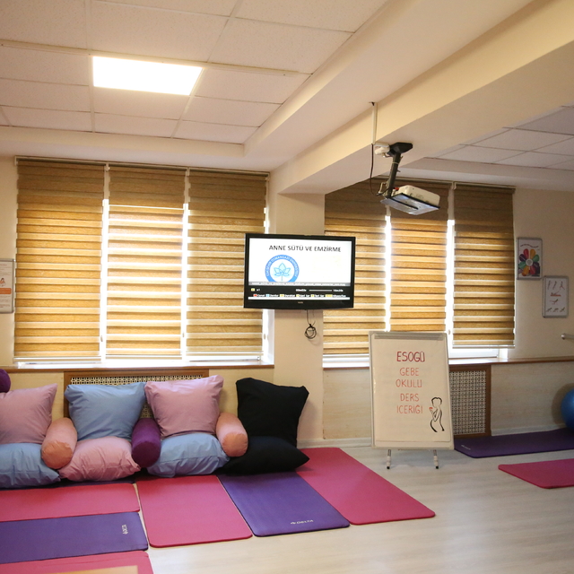 ESOGÜ Sağlık, Uygulama ve Araştırma Hastanesinde gebe okulu açıldı