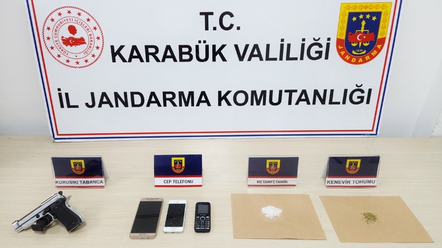 Karabük'te uyuşturucu operasyonlarında 5 şüpheli gözaltına alındı