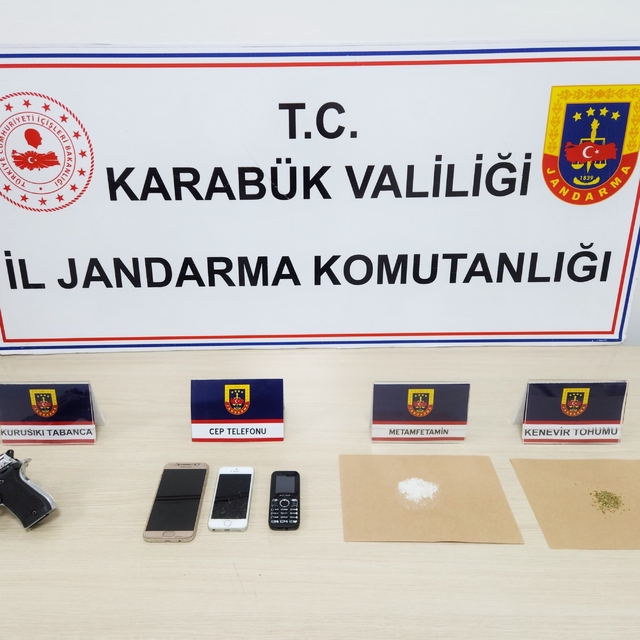 Karabük'te uyuşturucu operasyonlarında 5 şüpheli gözaltına alındı