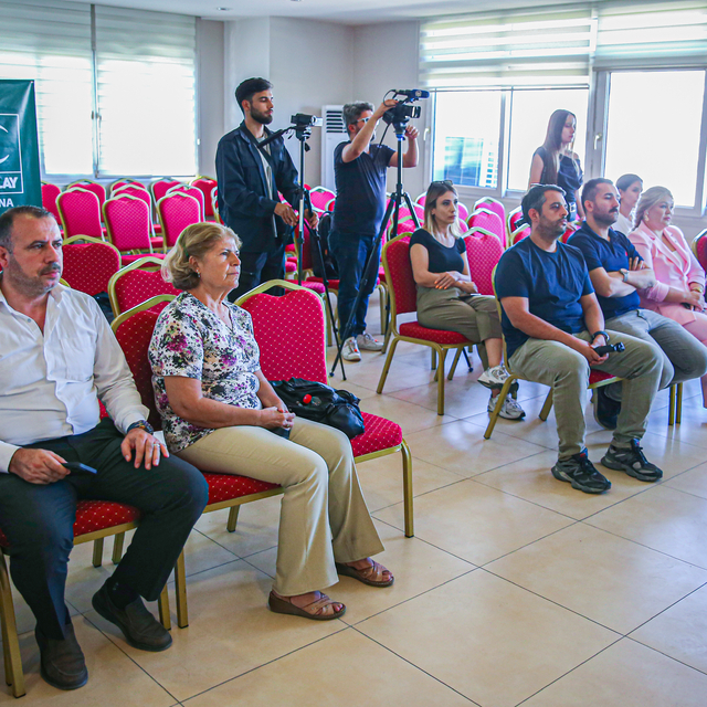 Yeşilay Adana Şubesi Başkanı Yıldırım, basınla buluştu