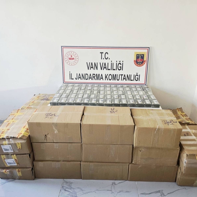 Van'da gümrük kaçağı malzeme ele geçirildi