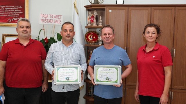 Gülnar Belediyesi yeni birimlere "Sıfır Atık Belgesi" aldı