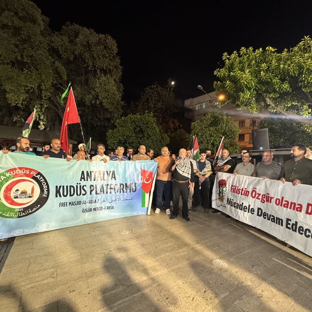 Antalya ve Burdur'da, İsrail'in Küresel Sumud Filosu'na saldırısı kınandı